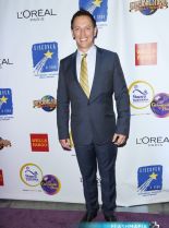 Steve Valentine