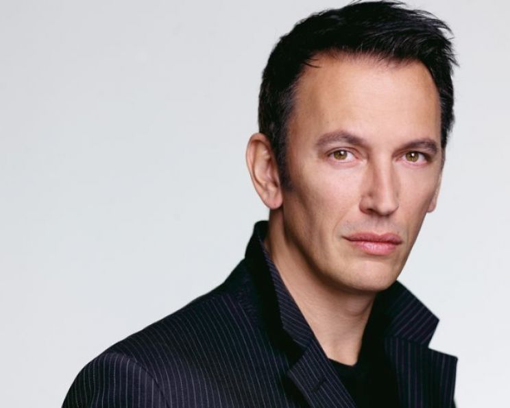 Steve Valentine