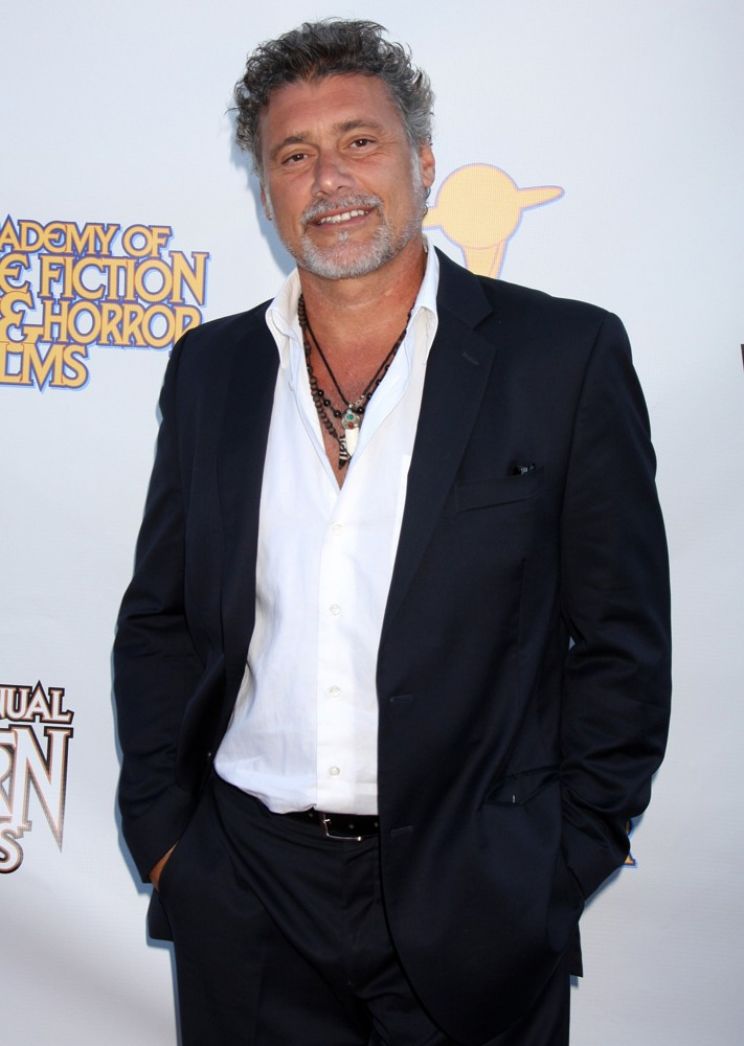 Steven Bauer