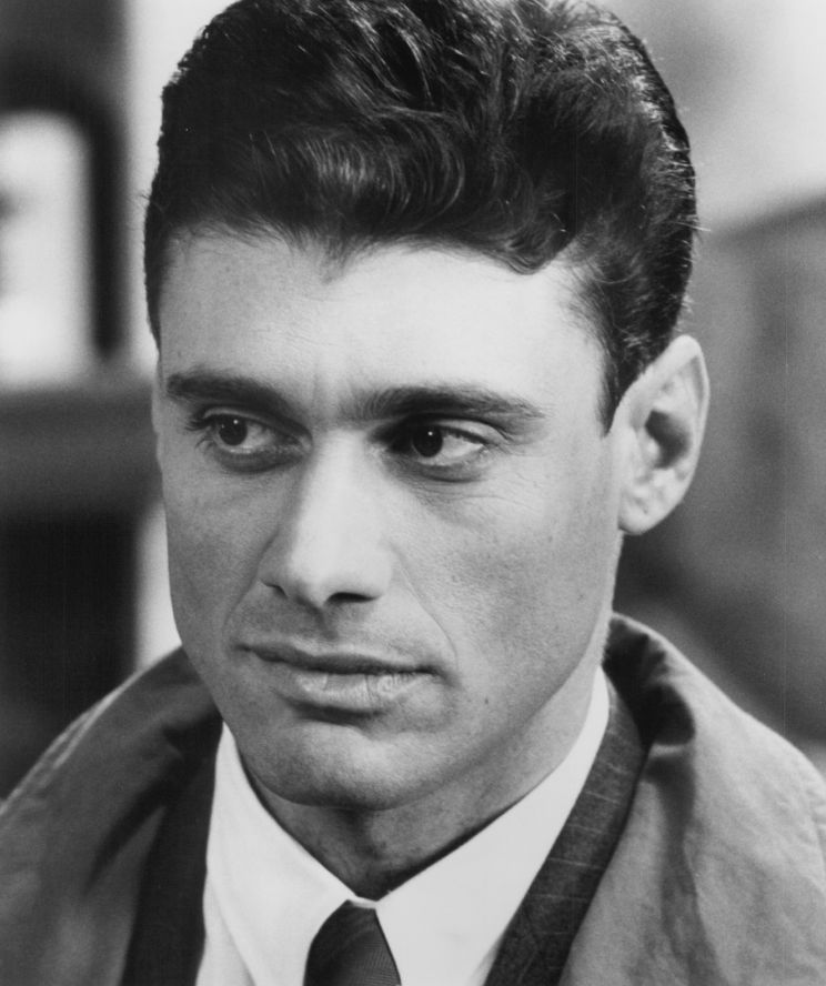 Steven Bauer