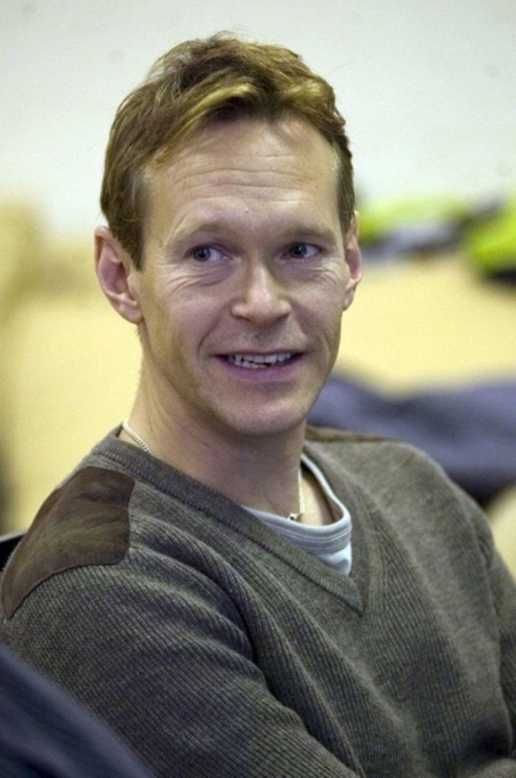 Steven Mackintosh