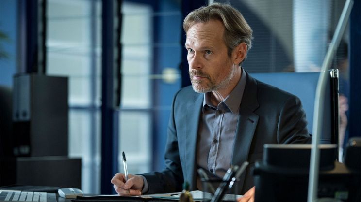 Steven Mackintosh