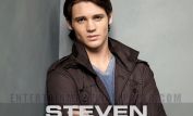 Steven R. McQueen