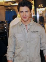 Steven R. McQueen #147420 picture (Portrait Medium)