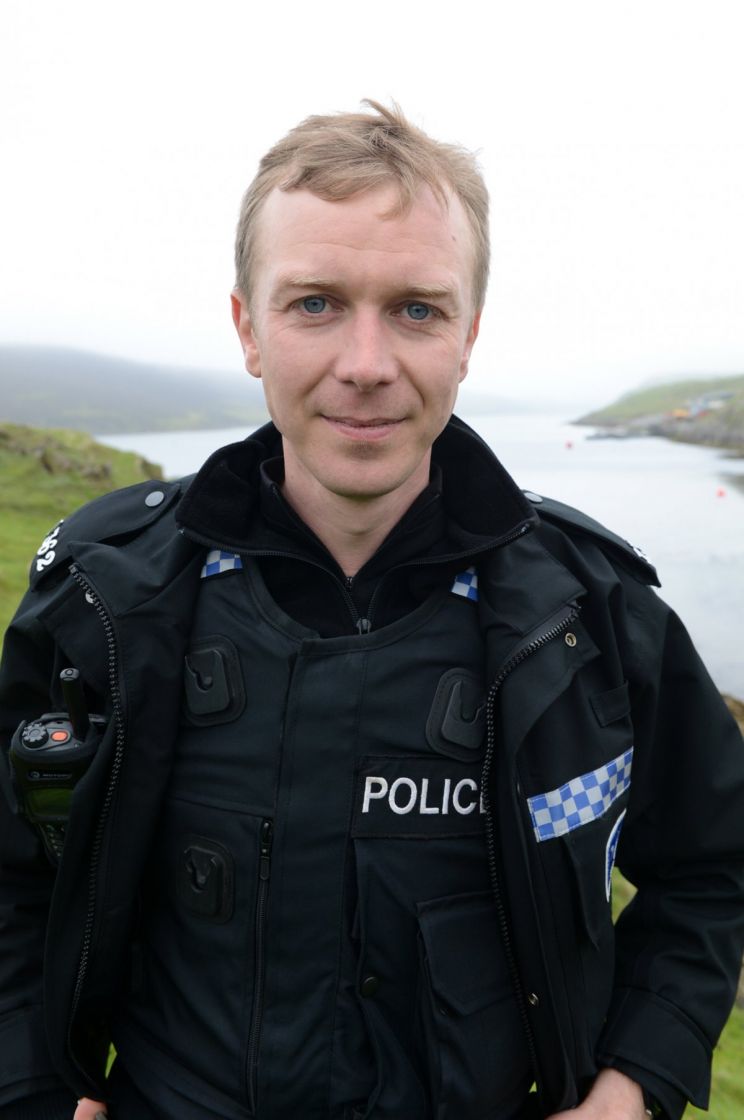 Steven Robertson