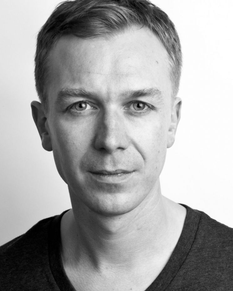 Steven Robertson