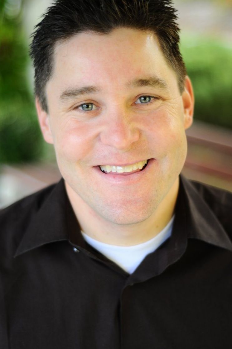 Steven Robertson