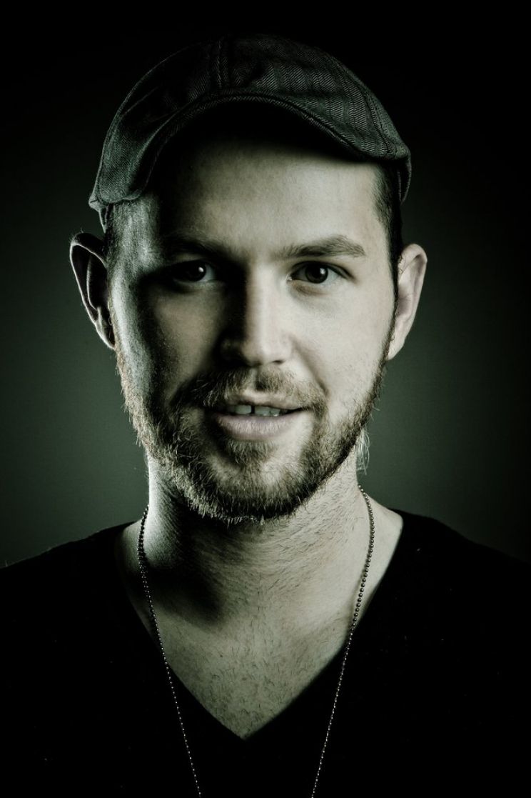 Steven Robertson