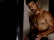 Steven Strait