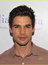 Steven Strait