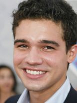 Steven Strait