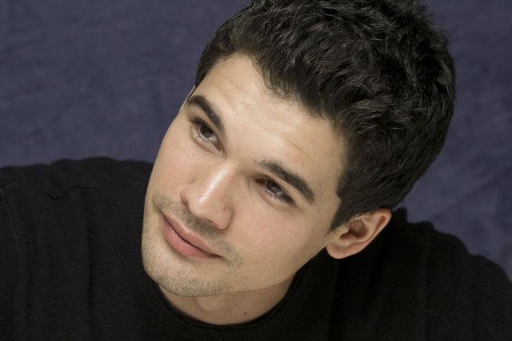 Steven Strait