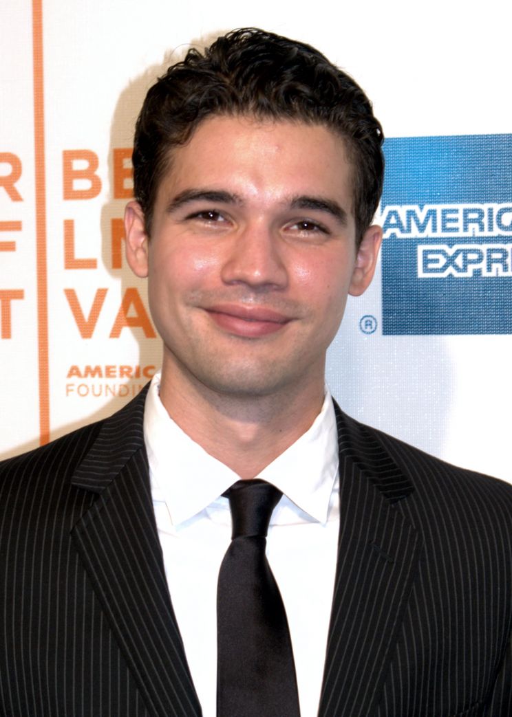 Steven Strait