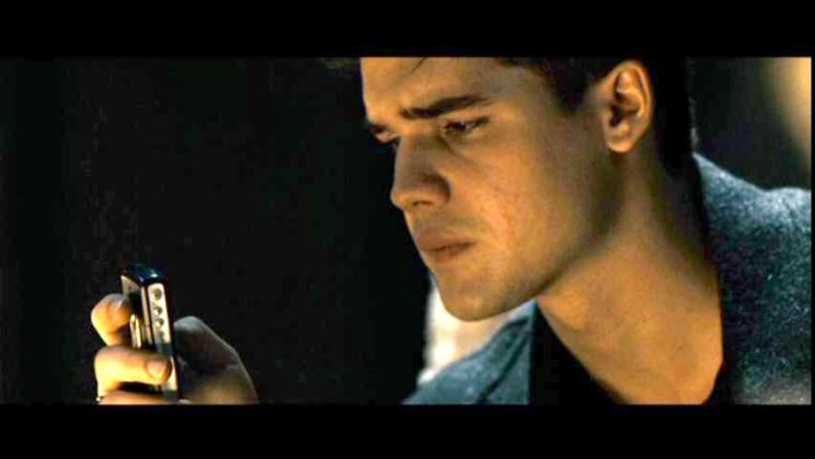 Steven Strait