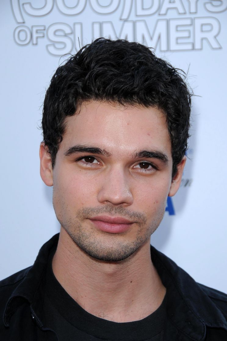 Steven Strait