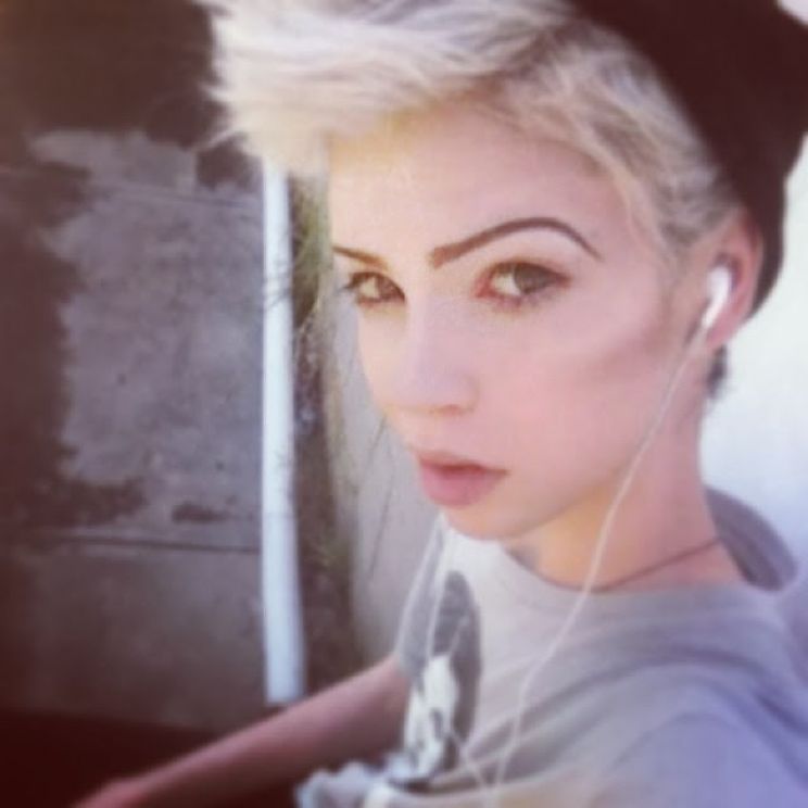 Stevie Lee