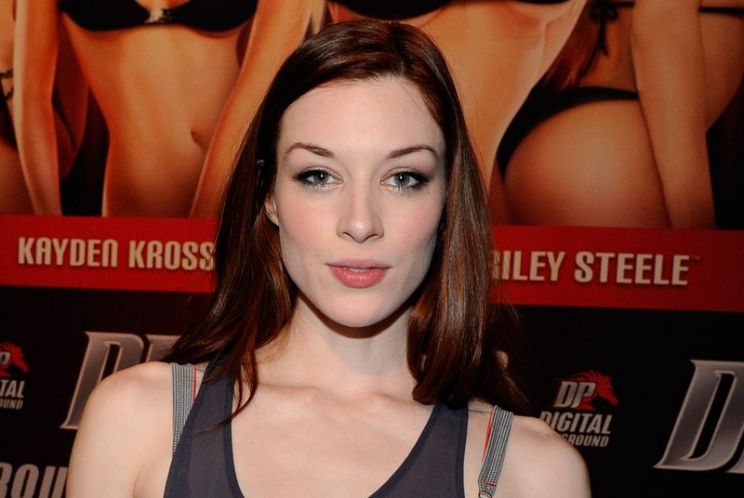 Stoya