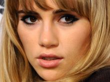 Suki Waterhouse