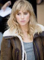 Suki Waterhouse