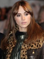 Suki Waterhouse