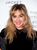 Suki Waterhouse