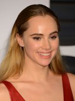 Suki Waterhouse