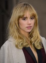 Suki Waterhouse