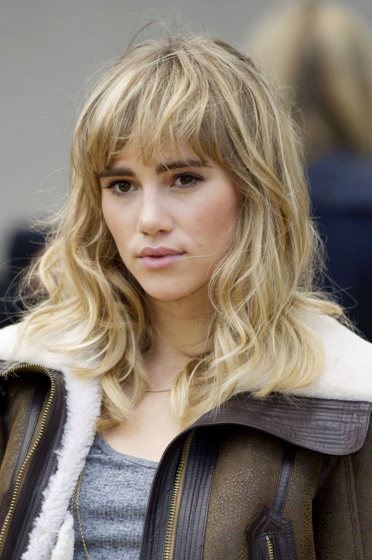 Suki Waterhouse