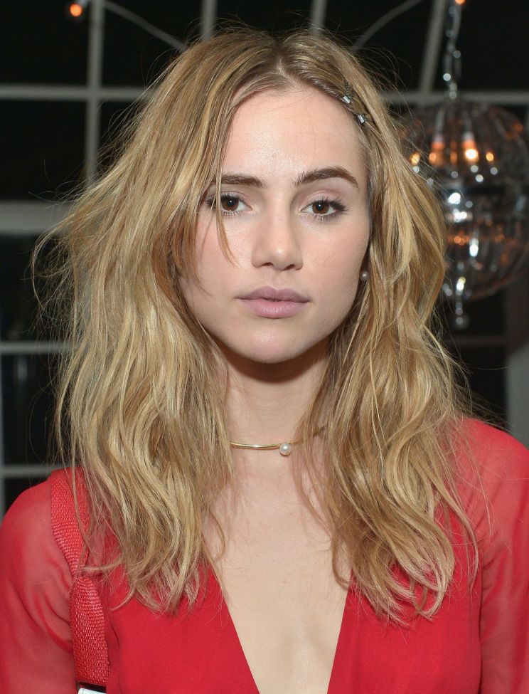 Suki Waterhouse