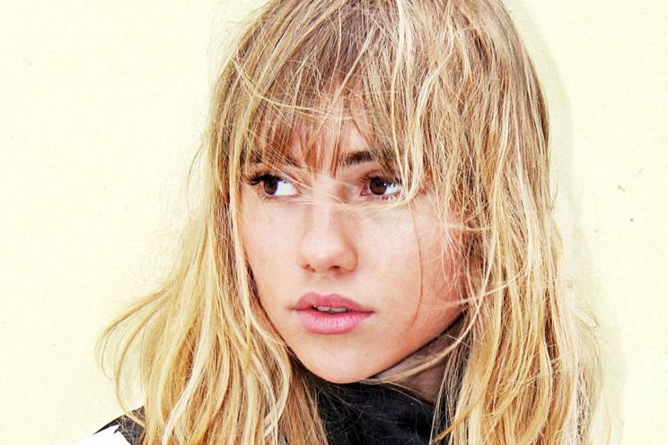 Suki Waterhouse