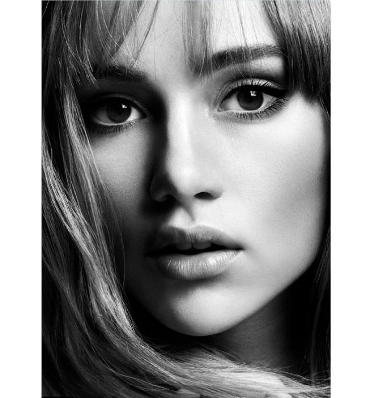 Suki Waterhouse