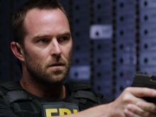 Sullivan Stapleton