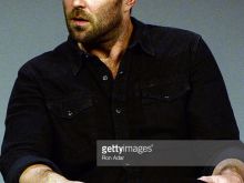 Sullivan Stapleton