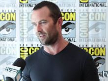 Sullivan Stapleton #70356 picture (Landscape Medium)