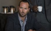 Sullivan Stapleton