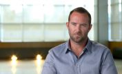 Sullivan Stapleton