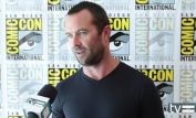 Sullivan Stapleton