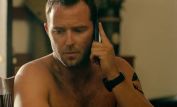 Sullivan Stapleton