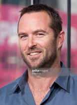 Sullivan Stapleton