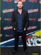 Sullivan Stapleton