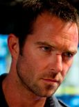 Sullivan Stapleton