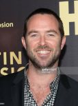 Sullivan Stapleton