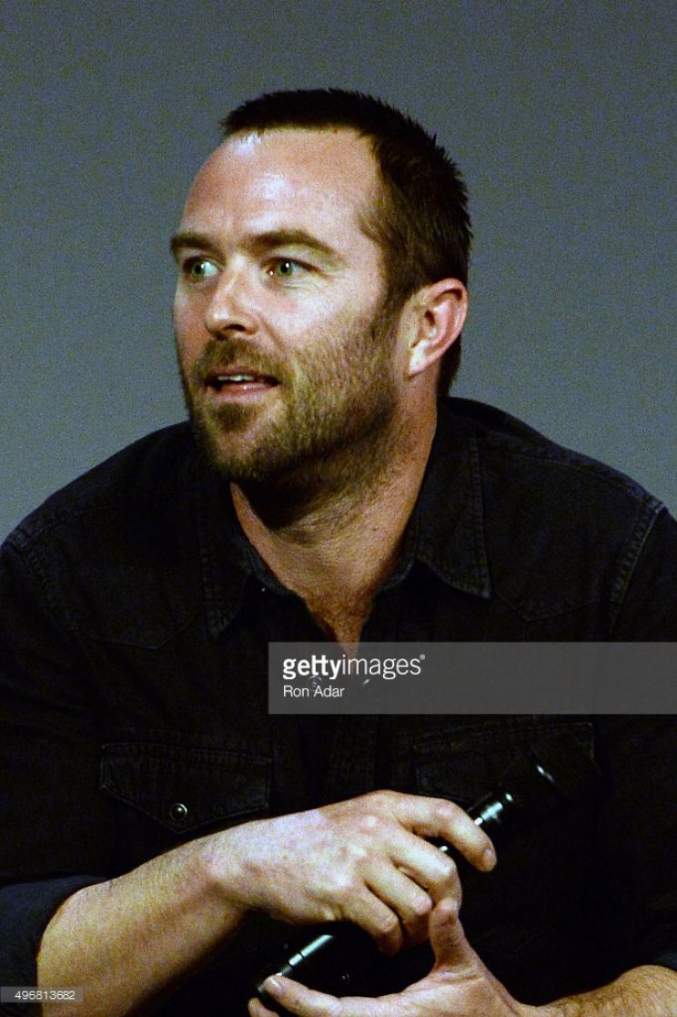 Sullivan Stapleton