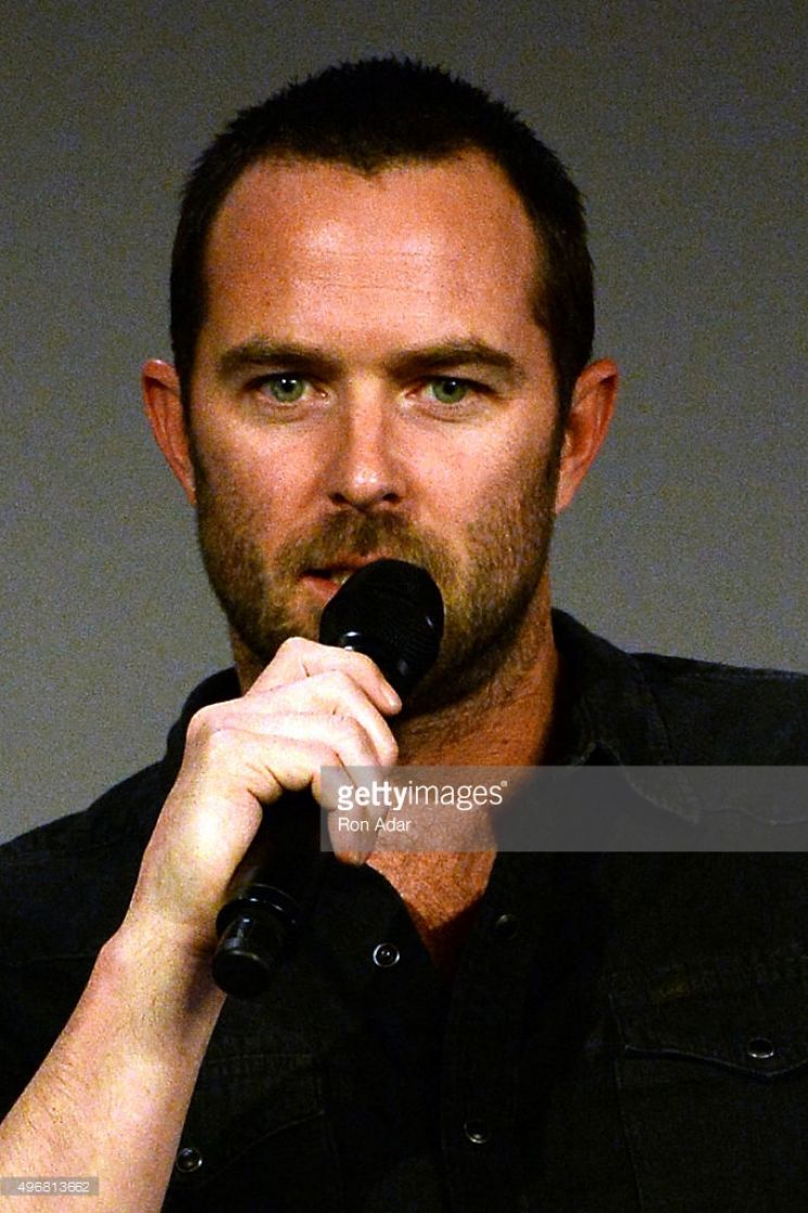 Sullivan Stapleton