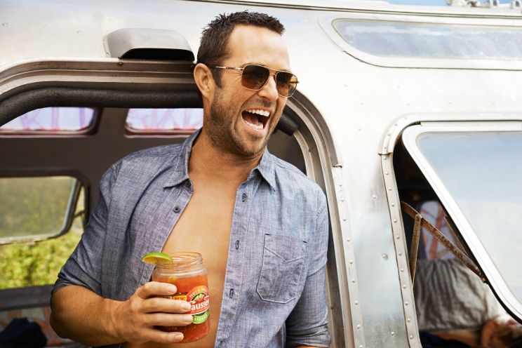 Sullivan Stapleton