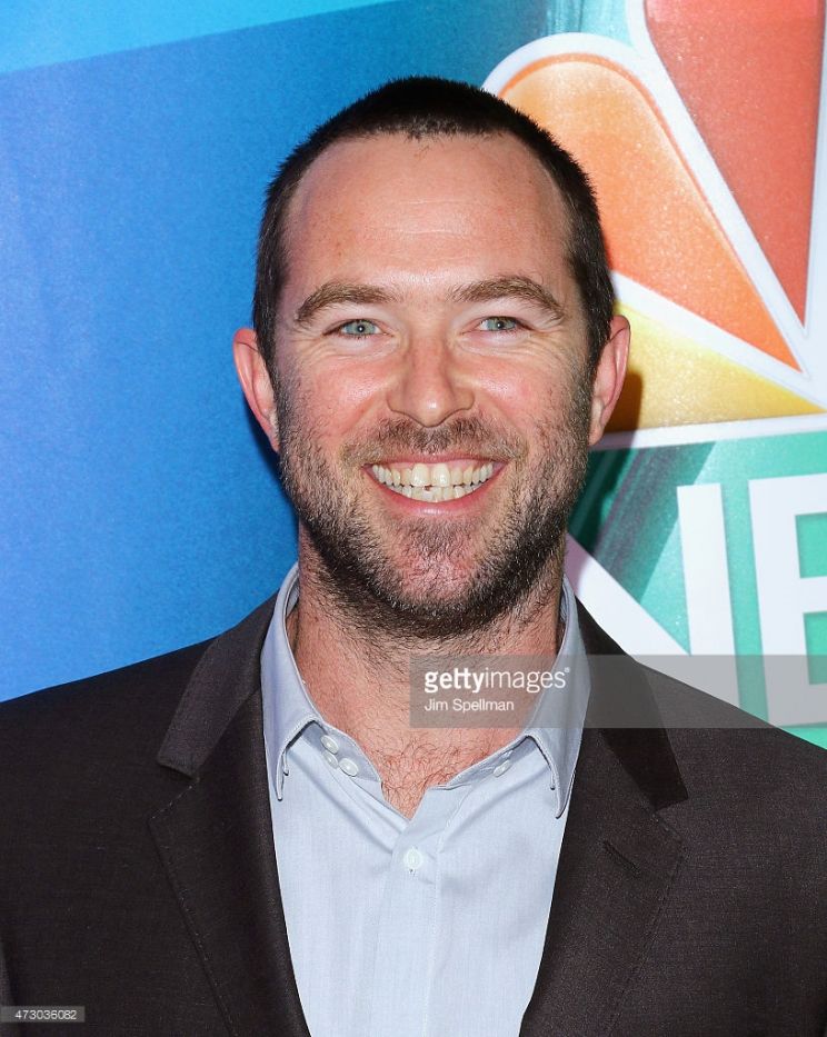 Sullivan Stapleton