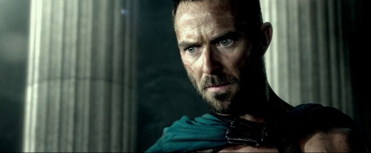 Sullivan Stapleton