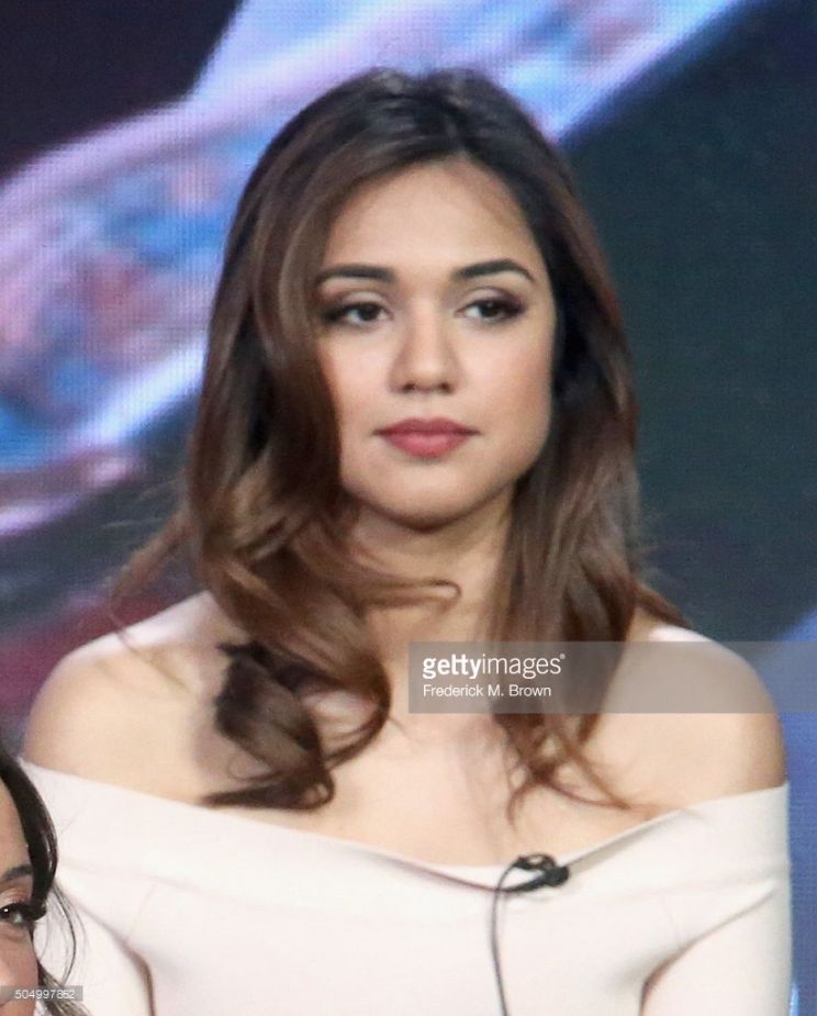 Summer Bishil