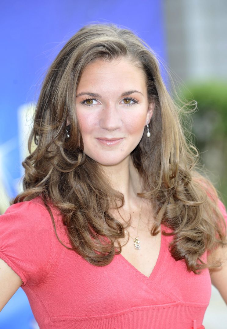 Summer Strallen