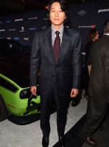 Sung Kang
